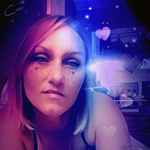 Meet your Posher, Codi - Picture 1 of 1